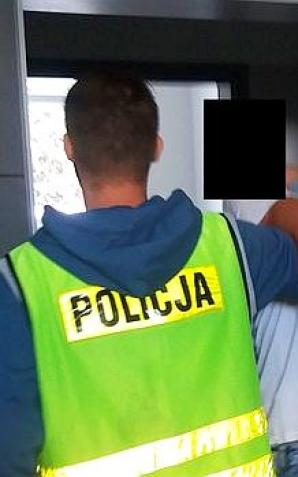 Wejherowo: Pijany 23-latek usłyszał zarzut spowodowanie śmiertelnego wypadku, w którym zginęły dwie osoby