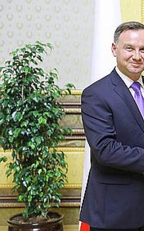 Prezydent Andrzej Duda o bezpieczeństwie w Duszanbe z prezydentem Tadżykistanu. W kontekście sąsiedztwa z Iranem, Pakistanem, Afganistanem i Rosją