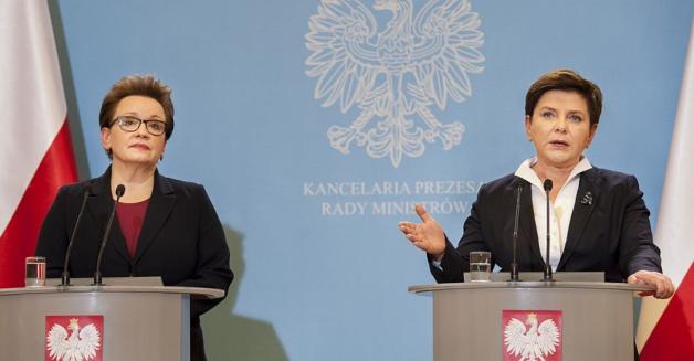 Premier Beata Szydło: rozpoczynamy etap wdrażania dobrej zmiany w polskiej szkole